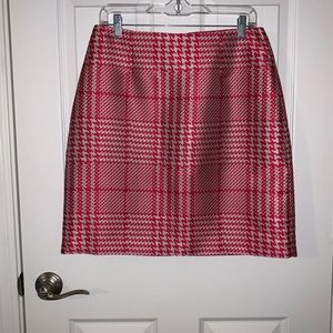 NWOT SZ 8 - White House Blk Mkt Skirt